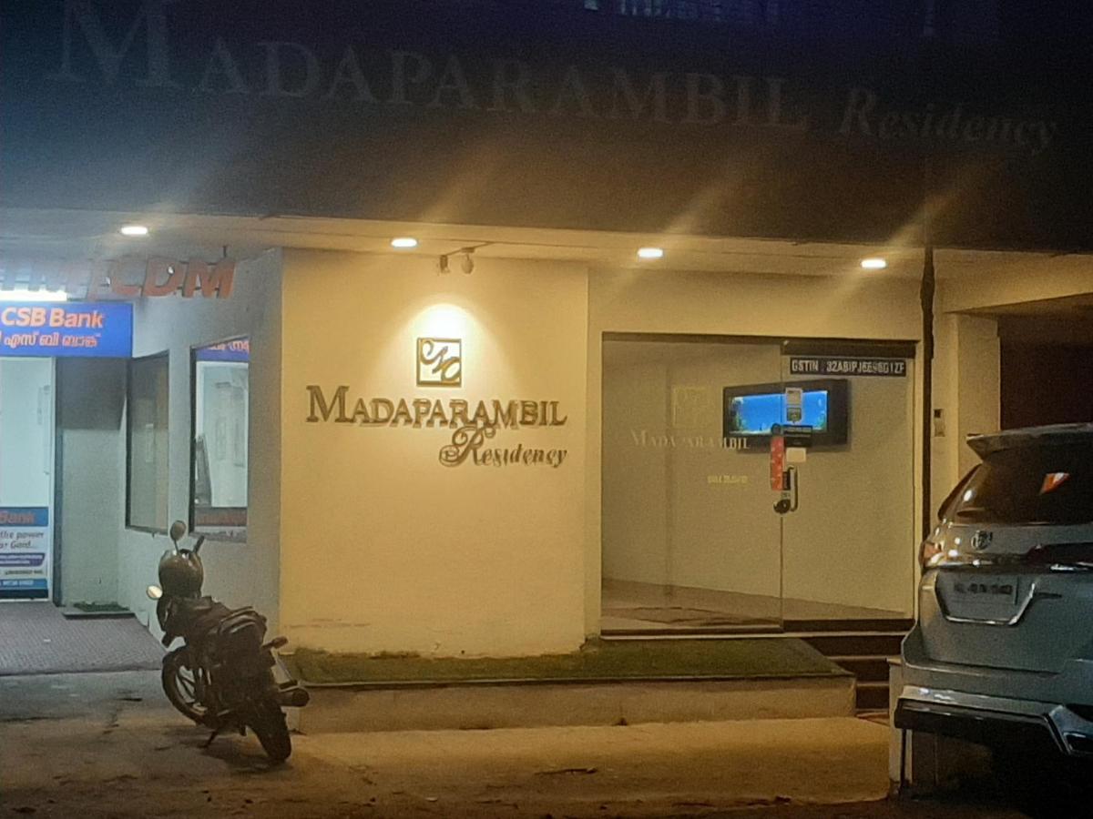 Madaparambil Residency Alwaye Exteriér fotografie